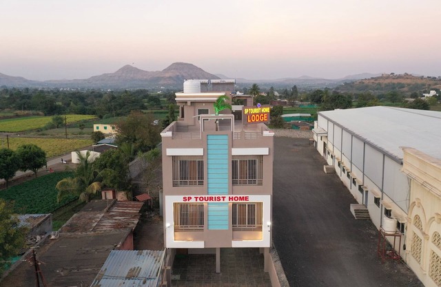 SP Tourist Home