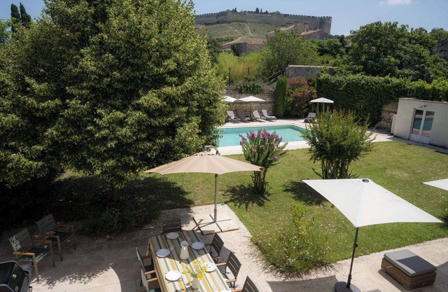 Spacious Villa in Provence Historic City Centre