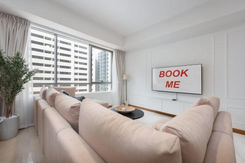 Spacious 1BR Haven for 2 in Al Barsha