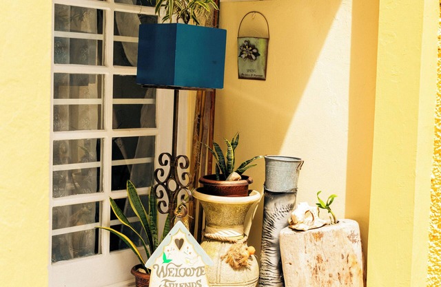 Spacious 2/3/4 bedroom townhome overlooking Kingston 8 with A/C and WiFi