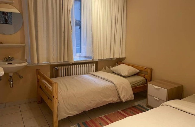 Spacious 2 bedroom apartment for 4 people