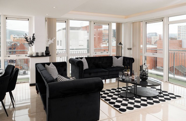 Spacious 3-bedroom apartment with balcony city view