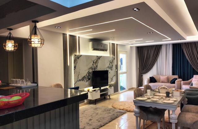 Spacious 3-bedroom apartment with excellent view , WiFi, AC in brilliant Cairo