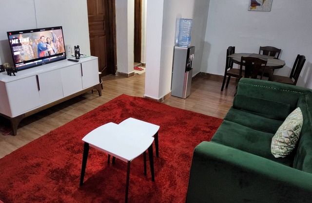 Spacious 3bedroom apartment all master en suit.