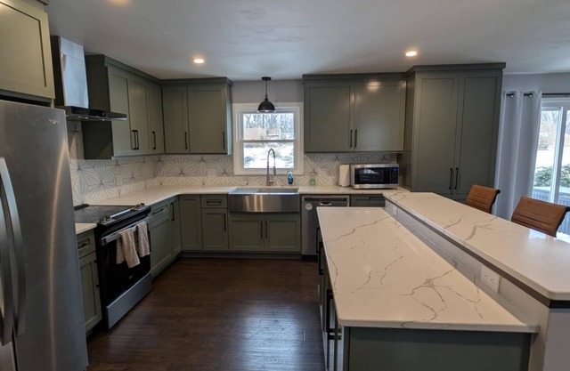 Spacious 5-bedroom house with fenced in backyard in Roanoke, Virginia.