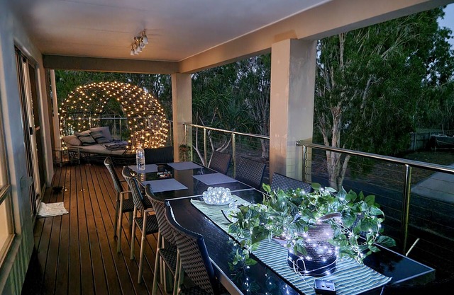 Spacious 6BR Seaside Home Sleeps 12 Pet-Friendly 100m to Beach