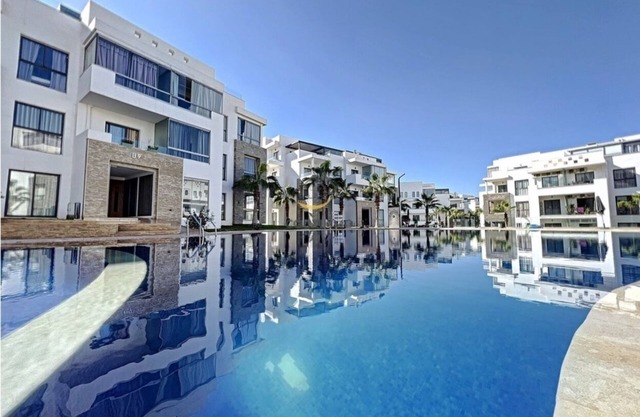 Spacious and bright space 5 minutes from the beach