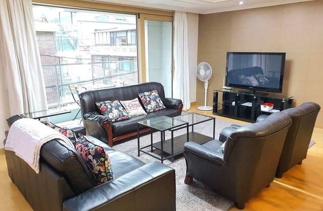 Spacious and modern, great for families