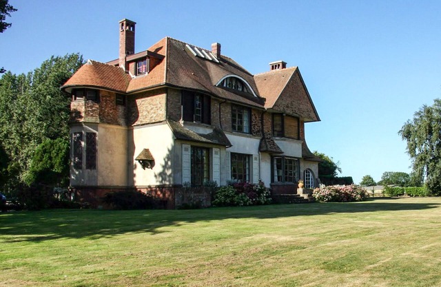 Spacious and warm house of 400 m², well equipped and comfortable!