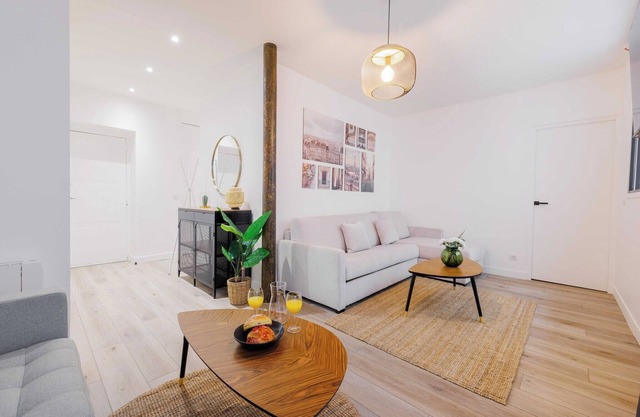 Spacious apartment - 2BR/6P - Pigalle - SoPi