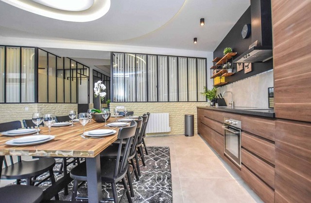 Spacious apartment - 4BR/10P - Butte-aux-Cailles