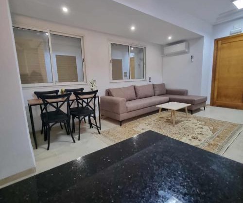 Spacious Apartment Ennasr 2