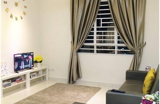 SPACIOUS & CLEAN Apartment Penang