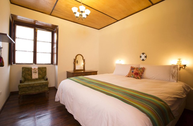 SPACIOUS COLONIAL APARTMENT *Amazing view to PANECILLO*