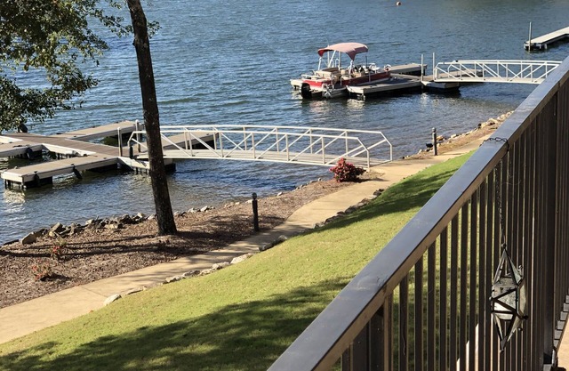 Spacious Condo at Lake Martin, AL