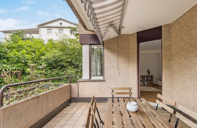 Spacious & Convenient APT in Zurich