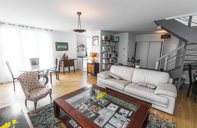 Spacious duplex in the heart of Bordeaux