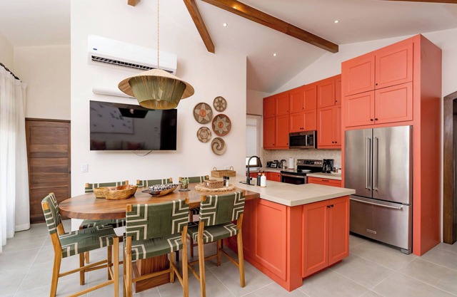 Spacious Family Friendly Retreat - Coralina Flat