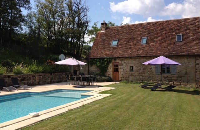 Spacious farmhouse with private heated pool close to Collonges la Rouge