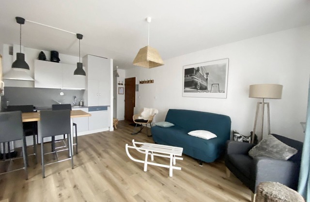 SPACIOUS T2 WITH TERRACE CLOSE TO THE CABLEWAYS