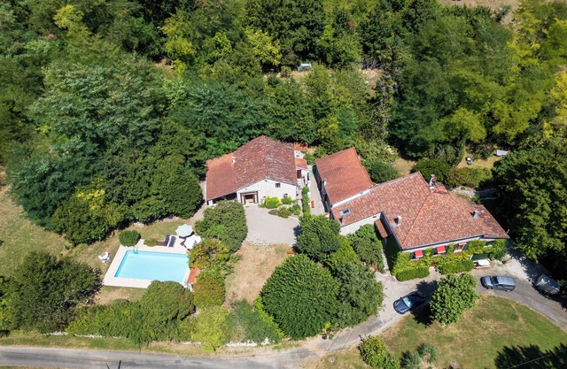 Spacious grange with pool and garden - Domaine de Gargoris