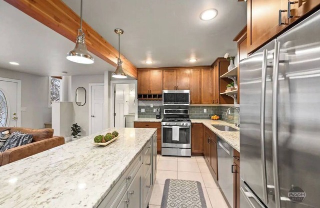 Spacious Home in Heart of U+MED and Trail Systems