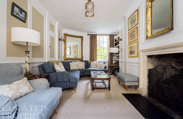 Spacious & Homely Georgian Town House Central Bath