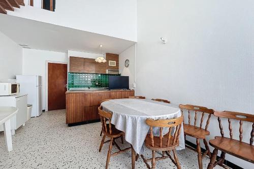 Spacious house near the beach
