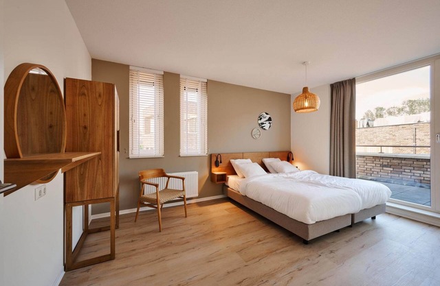 Spacious penthouse with wellness