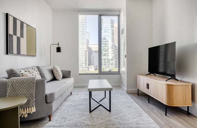 Spacious Rincon Hill 1BR w/W/D, Gym & Pool, near Tech HQs, by Blueground