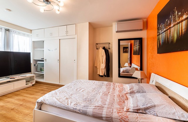 Spacious room in the city center