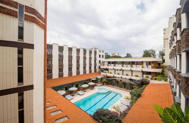 Spacious Room Near Nairobi National Park – Just 3 km Away from Natural Wonders
