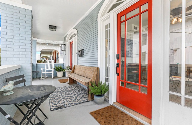 ⚜ SPACIOUS SOUTHERN CHARM – NEAR MAGAZINE STREET ⚜