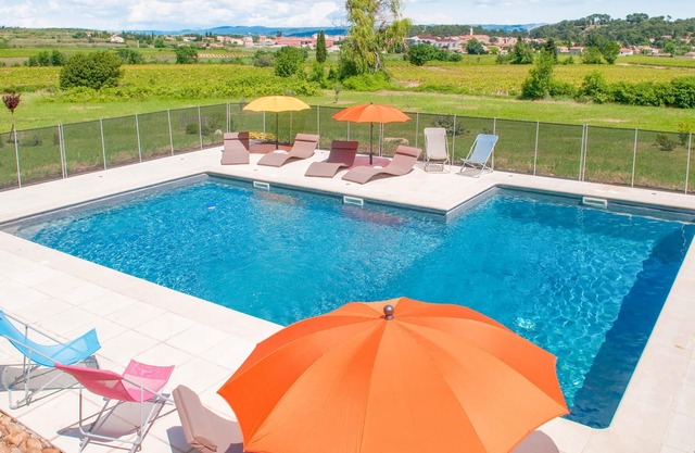 Spacious villa with high ceiling and private pool in an area surrounded by nature.