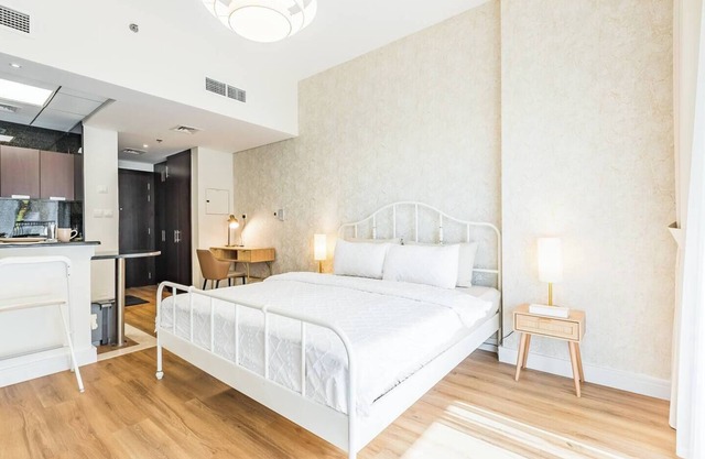 Special June Rate - Luxurious Studio - Golf View