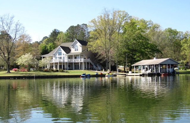 Spectacular 5 Bedroom Lake Gaston Home on Large Sheltered Cove