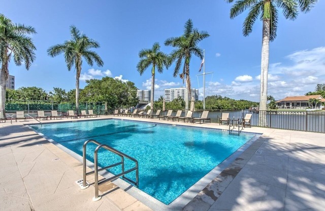 Spectacular penthouse end unit!