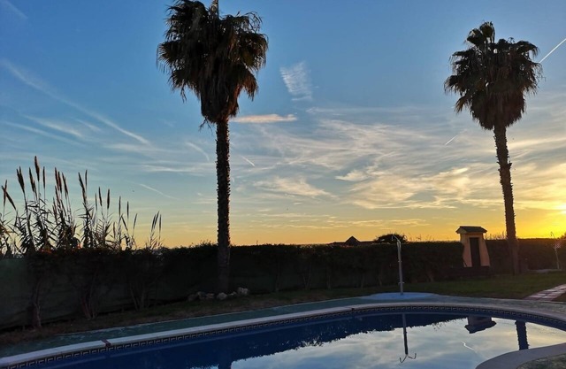 Spectacular residential on the 1st line with pool