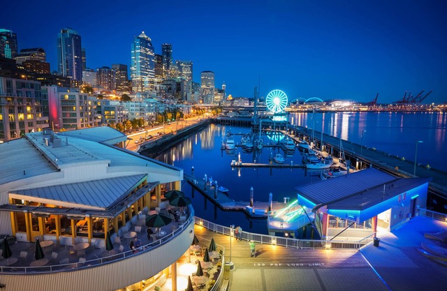 Spectacular View: Waterfront Condo Near Pike Place