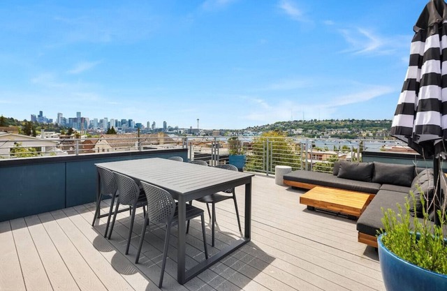 Spectacular Views from this 3 Bedroom Designer Home w/Priv Rooftop, AC