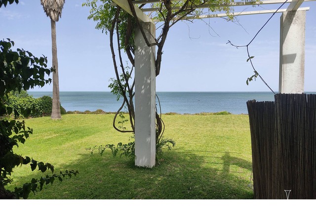Spinola Beachfront Bungalows - La Magnolia