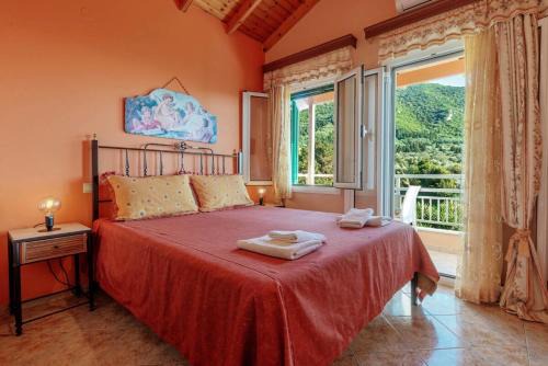 Spiros amazing BEACH HOUSE