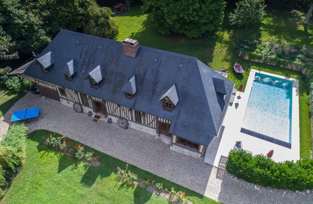 Splendid Authentic Norman Residence with swimming pool and tennis court