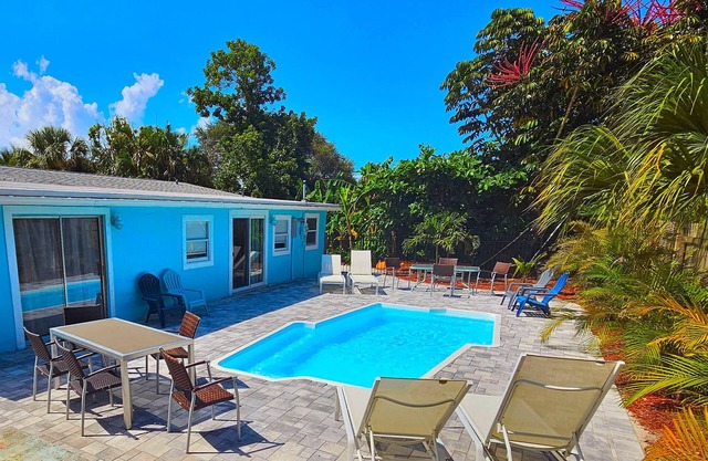 Splendid Private Suite, Heated Pool, Kayak 5min 2 Juno Beach & Baseball Stadiums