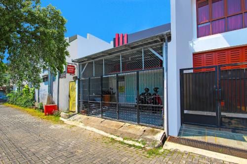 SPOT ON 92495 Wisma Ayem
