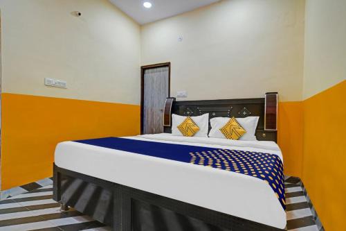 SPOT ON Hotel Ashirwad Bījalpur Railroad Station