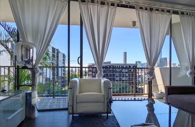 Sprawling + bright West End aerie close to everything!