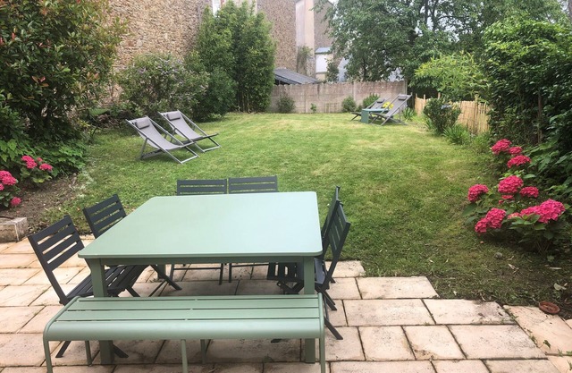 St Briac House 4 Bedrooms Near Center & Beaches