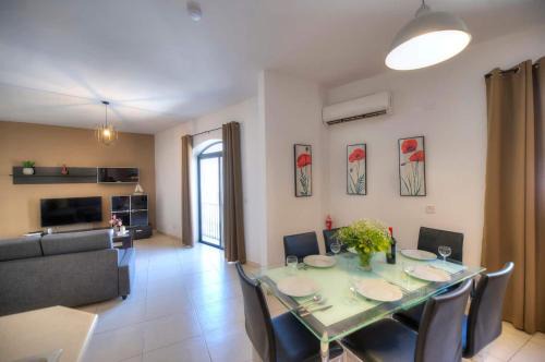 St Julians Lovely 3 Bedrooms By Homely