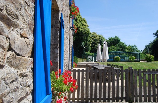 St Leon - La Fermiere and Le Pressoir combined